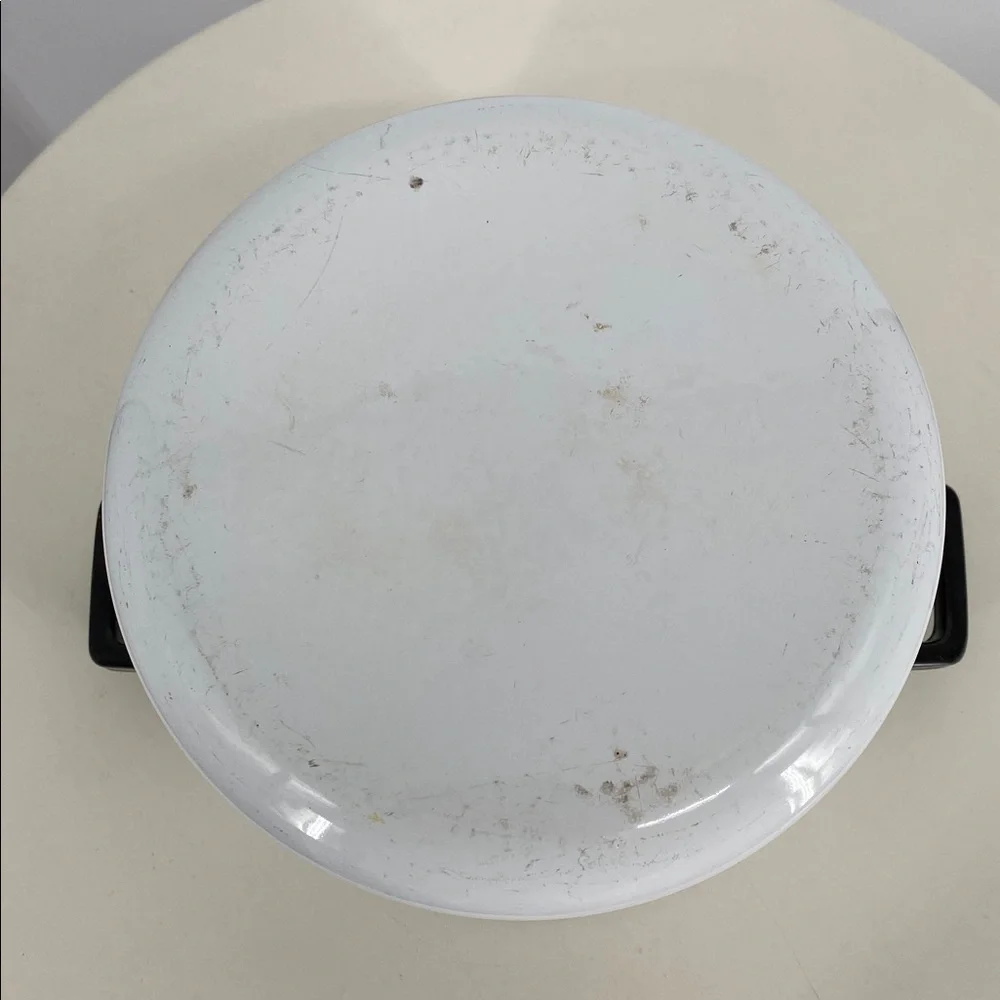 Vintage Enamel Stock Pot with Crab and Veggie Motif